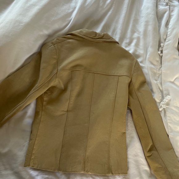 Jones New York leather jacket, size small, beige/pale yellow - Picture 4 of 6